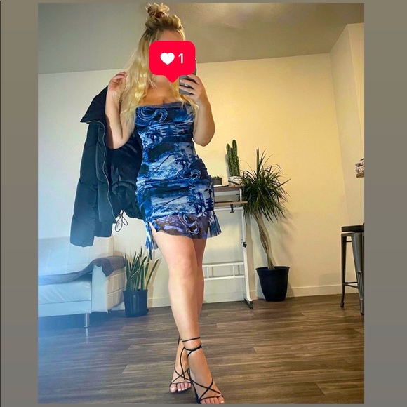 blue mesh oriental print ruched bodycon dress Sariah Green and Blue Printed Mesh Bodycon Midi Dress – Get That Trend main image 1